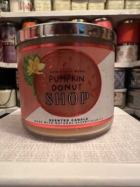 Bath & Body Works Pumpkin Donut Shop Scented Candle - Coral